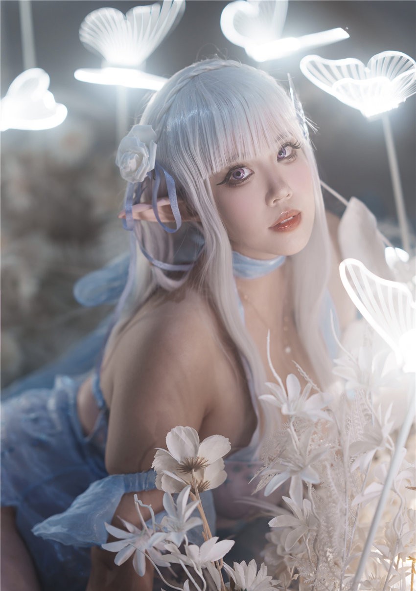 小完能干脆面qvq 爱蜜莉雅 [16P-143MB] 第3张