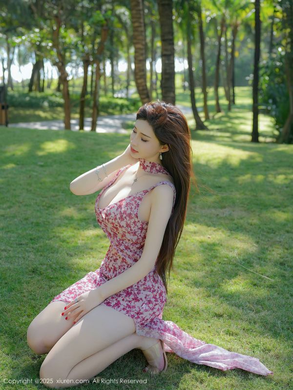 [秀人网] 2025.01.10 NO.9736 Carol周妍希X 粉色碎花长裙[76P/953MB] 第1张