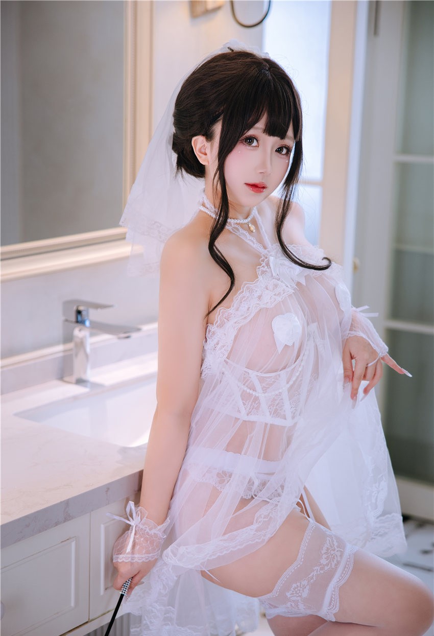 日奈娇 未婚妻 [180P6V-1.86GB] 第2张