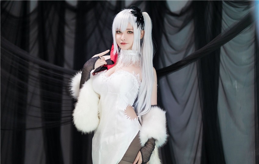 前羽 碧蓝航线 德雷克[41P-241M] 第1张