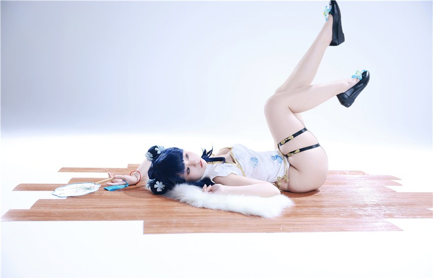 G44不会受伤 宝多六花旗袍 [34P-384MB] 第2张