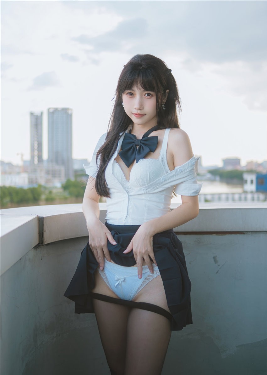 不呆猫 JK学妹户外 [59P-390MB] 第4张