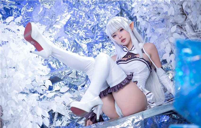 清水由乃 重生之我是艾米莉亚[41P1V-1.36G] 第3张