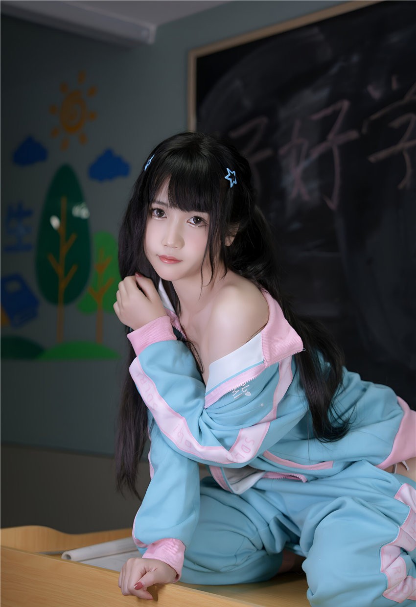 不呆猫 涂油教室实习生 [77P1V-1.19G] 第1张