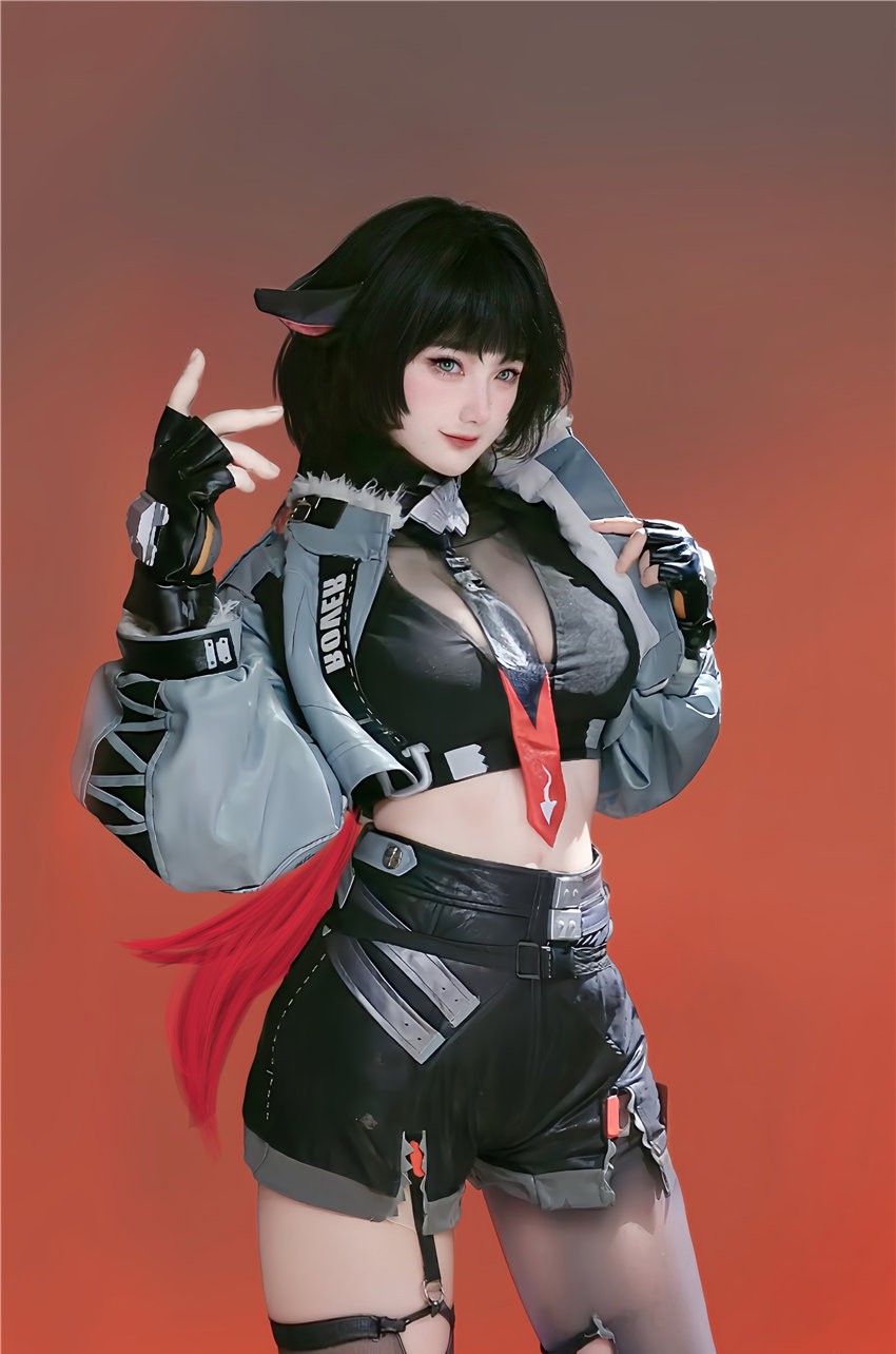 梓猫 25年4月舰长图 [36P-121MB] 第3张