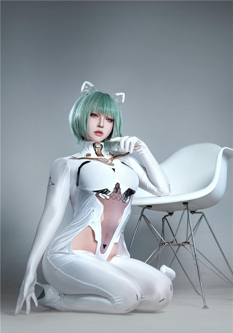 半半子 纳希莫夫 [38P-260MB] 第2张