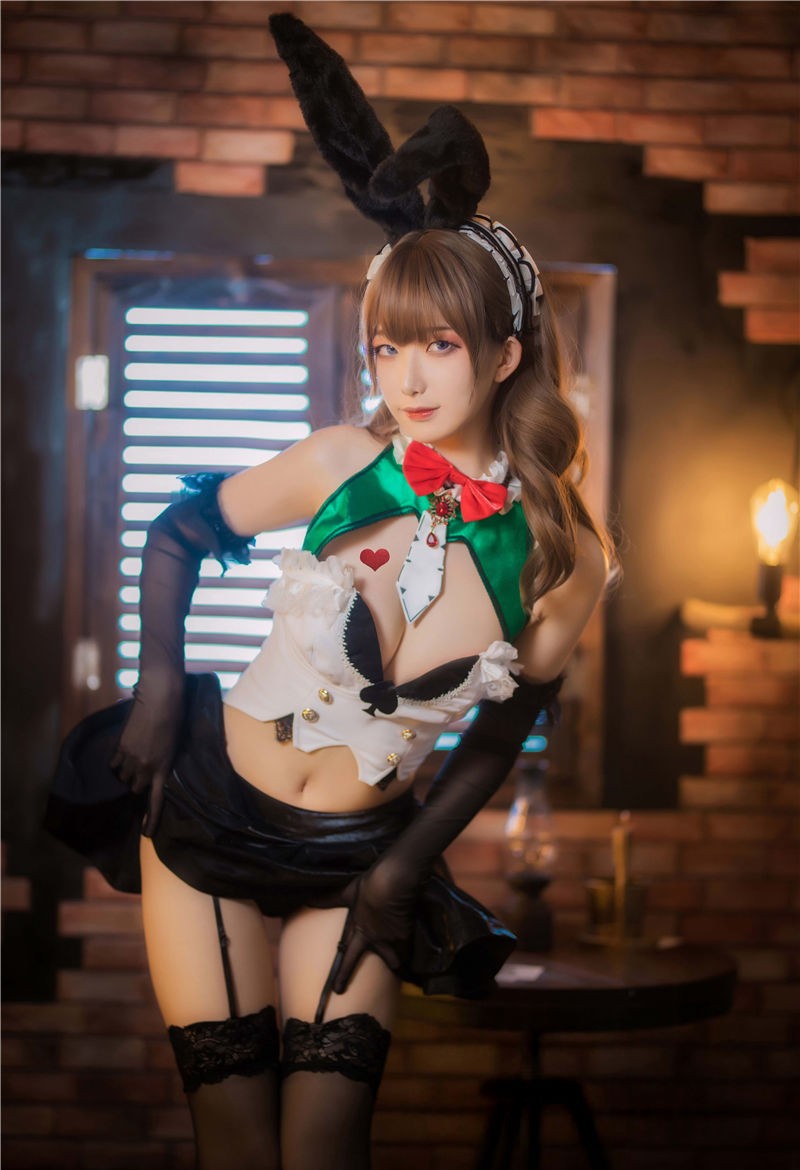 封疆疆v 莫妮卡女郎[31P-182M] 第4张