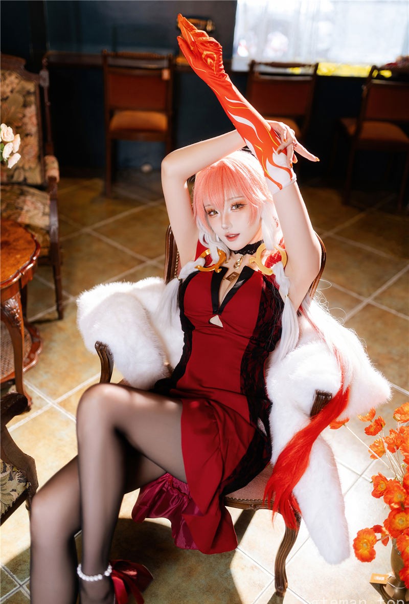 瓜希酱 长离必胜客 [18P-75.2MB] 第4张