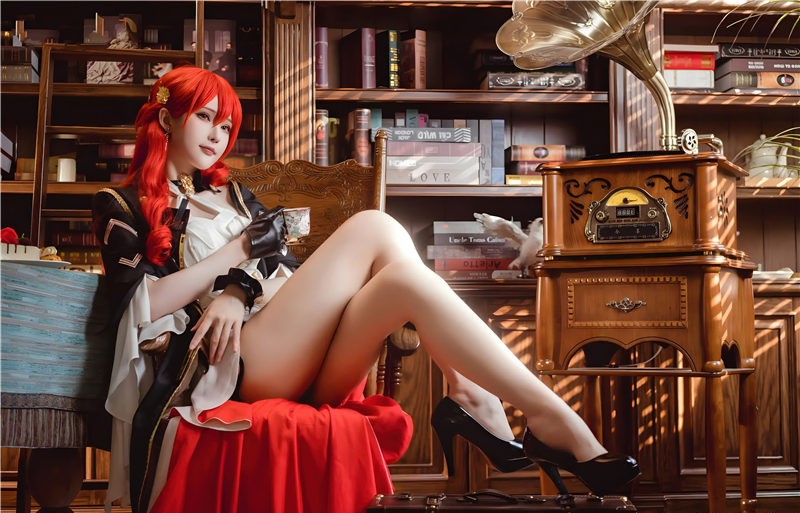 花兮_honoka 铁道 姬子 [12P-69MB] 第1张