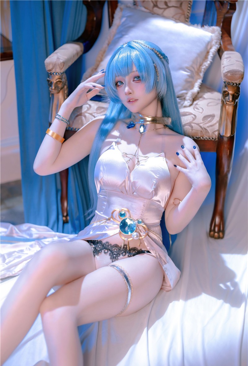 屿鱼 海伦礼服 [60P-535M] 第1张