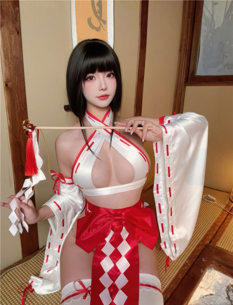 yuuhui玉汇 传统女巫[48P2V-674MB] 第2张