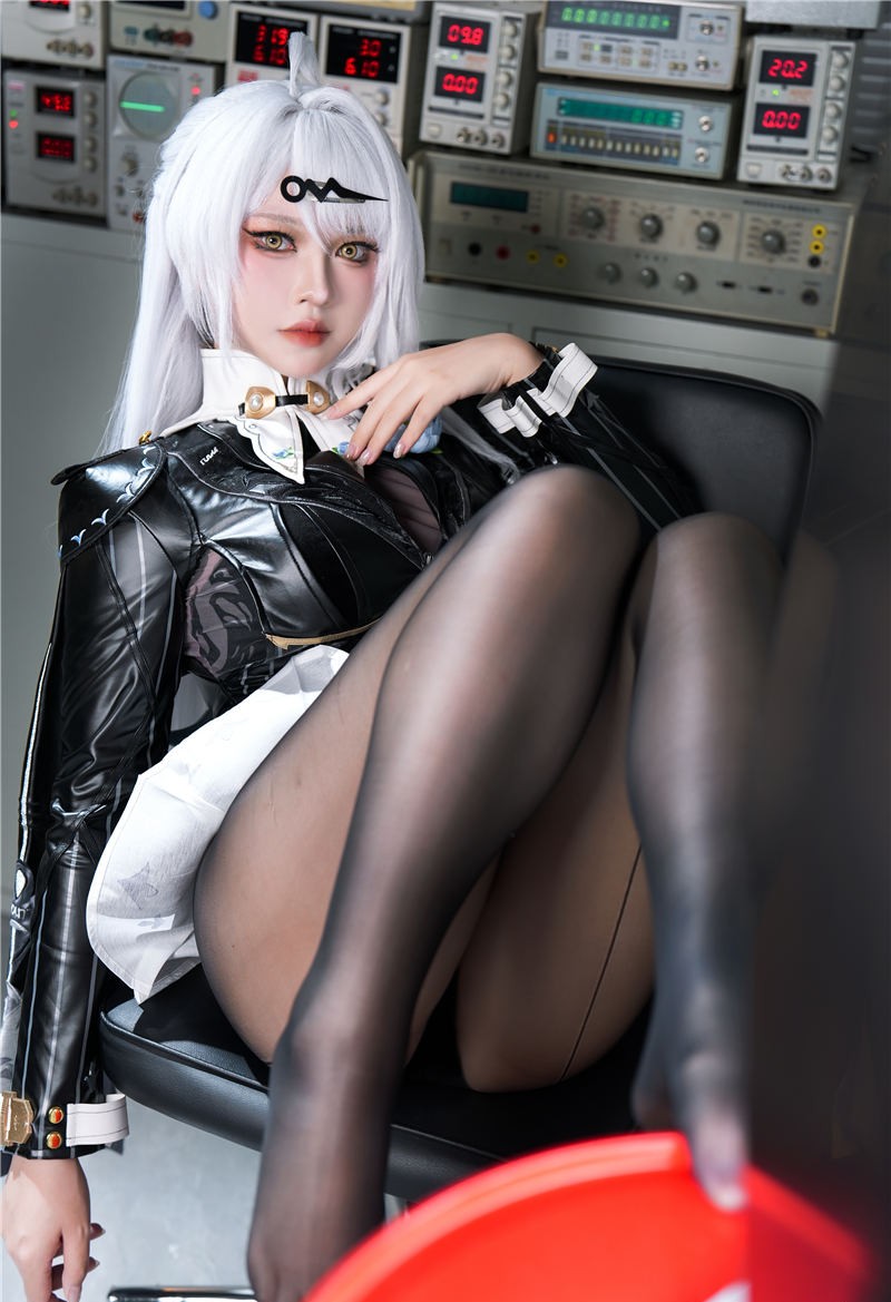 半半子 儀玄師匠[51P4V-422M] 第3张