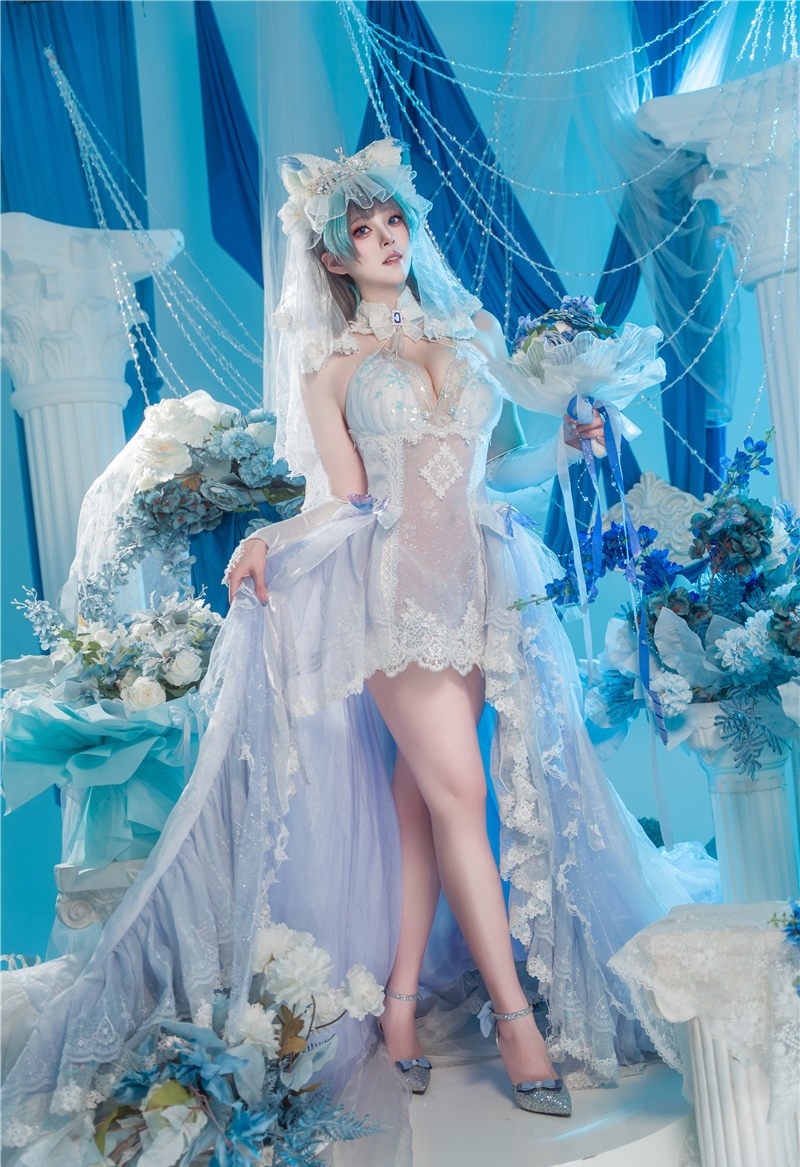 Natsuko夏夏子 碧蓝航线 柴郡婚纱[70P-625M] 第2张