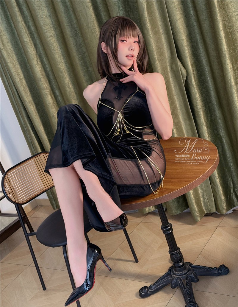 咬一口兔娘 2026年3月月票专属特典-黑色丽花[34P-199M] 第3张