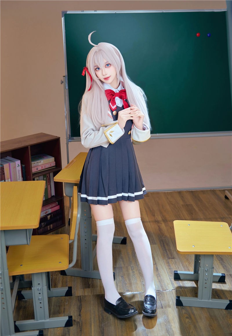 Shika小鹿鹿 邻座艾莉同学[38P2V-179M] 第3张