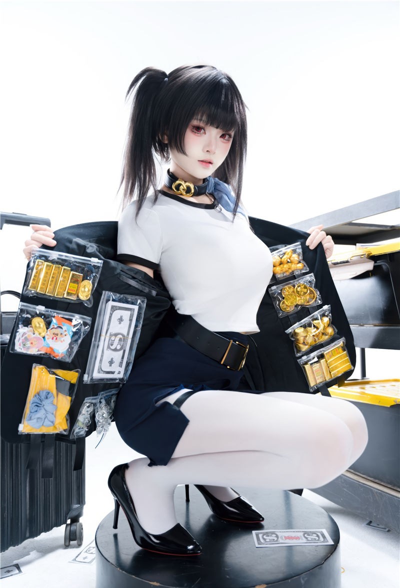 九柒喵 NIKKE 胜利女神：妮姬 索拉 [24P-128MB] 第2张