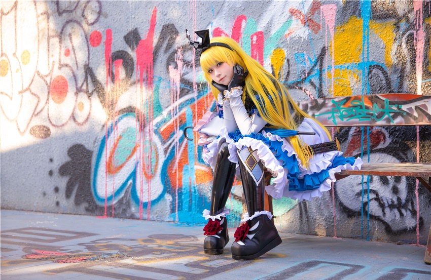 G44不会受伤 多娜多娜 爱丽丝[35P-406M] 第1张