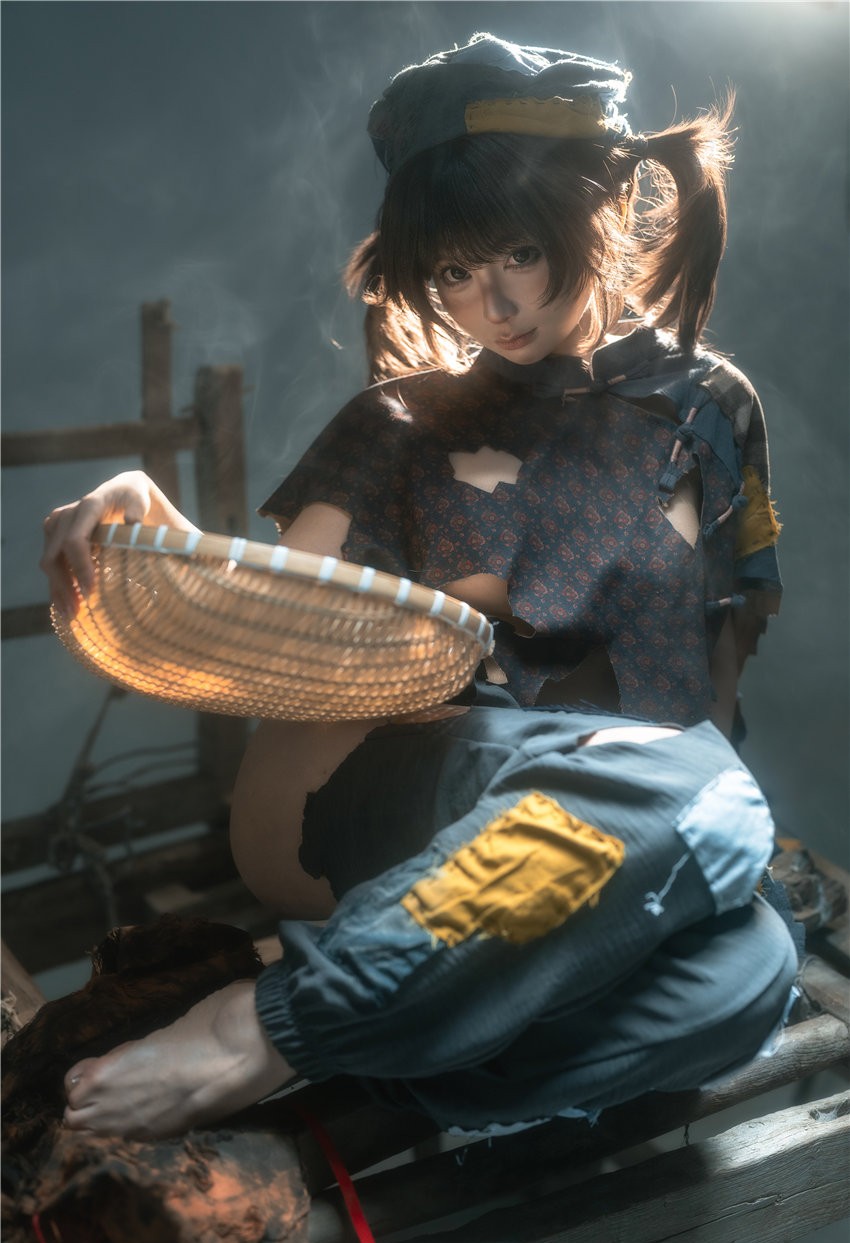 蠢沫沫 小乞丐[23P1V-639M] 第4张