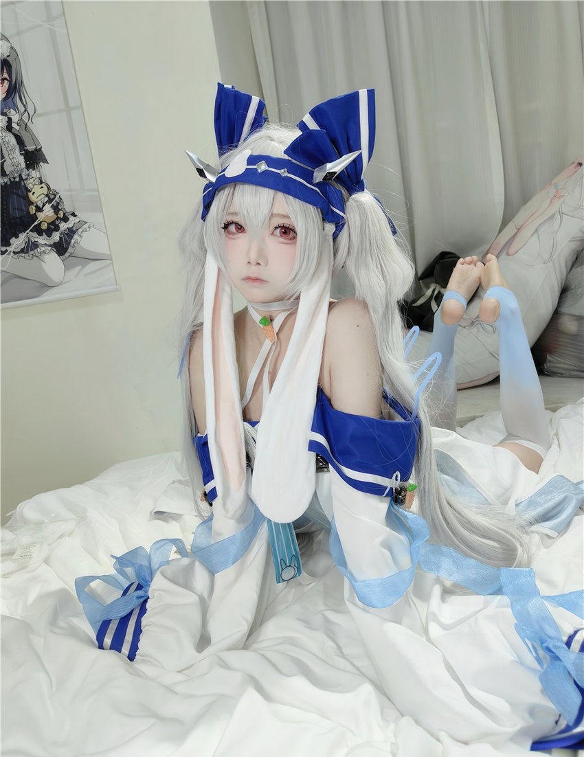 御子Yumiko 拉菲兔 [92P-330MB] 第1张