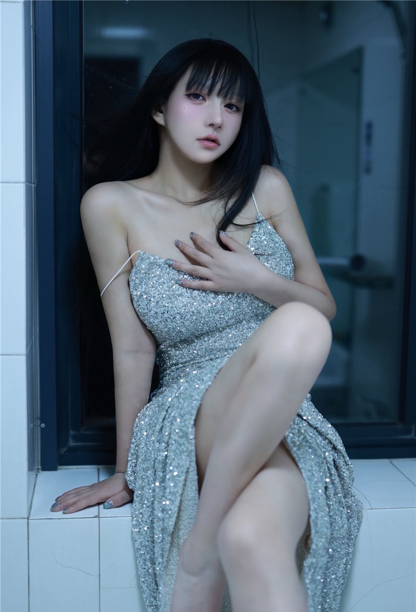 韩熙子Hayley 浴室月光 [13P-60M] 第4张