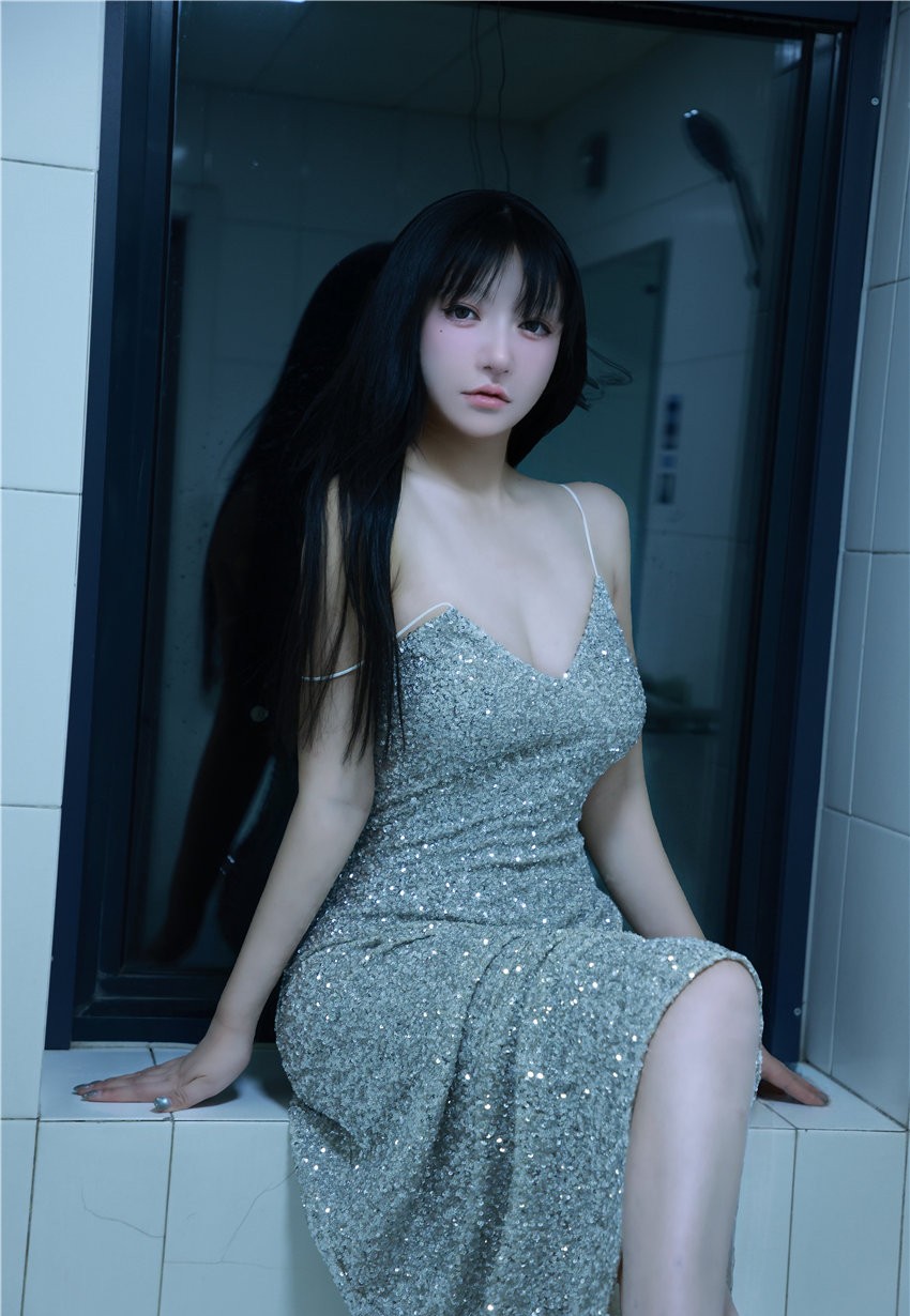 韩熙子Hayley 浴室月光 [13P-60M] 第1张