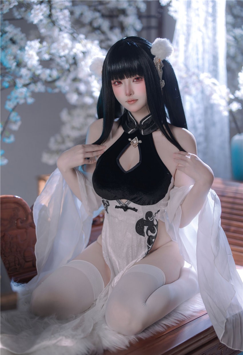 屿鱼 碧蓝航线 史特拉塞·艳书美玉[97P-530M] 第1张